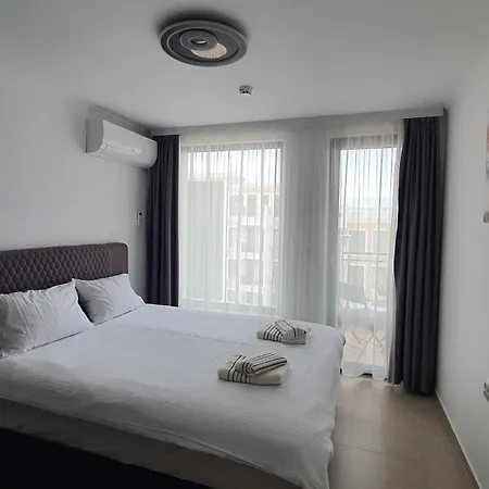 Sunshine Rose - Sea View, Neubau, Luxus Apartament